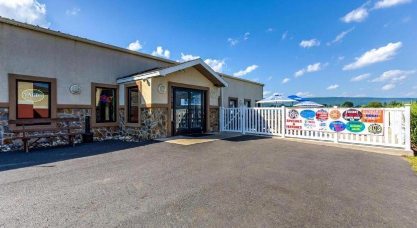 Hotel Western Nittany Milroy